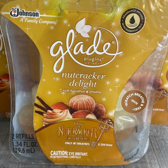 LOT 10 GLADE PLUG IN NUTCRACKER DELIGHT Hazelnut Praline Scented Oil Refill 1.34 - Picture 2 of 4